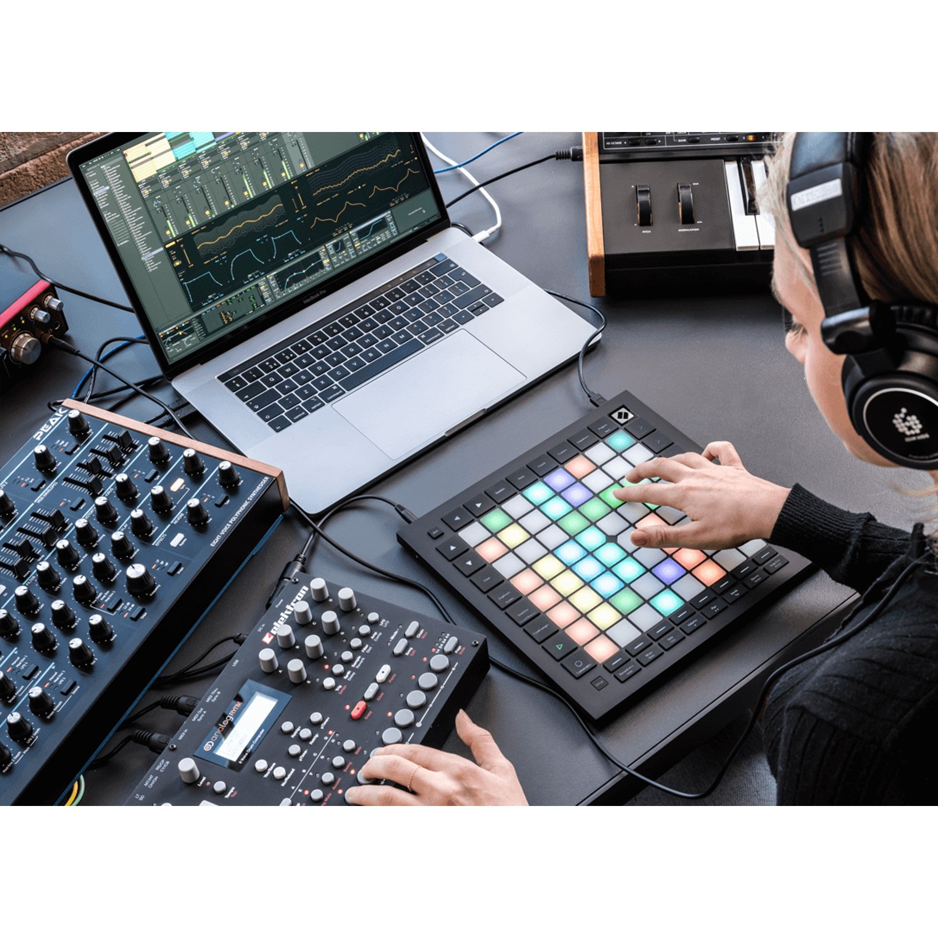 Novation LaunchPad Pro MK3 - Grid Controller for Ableton Live