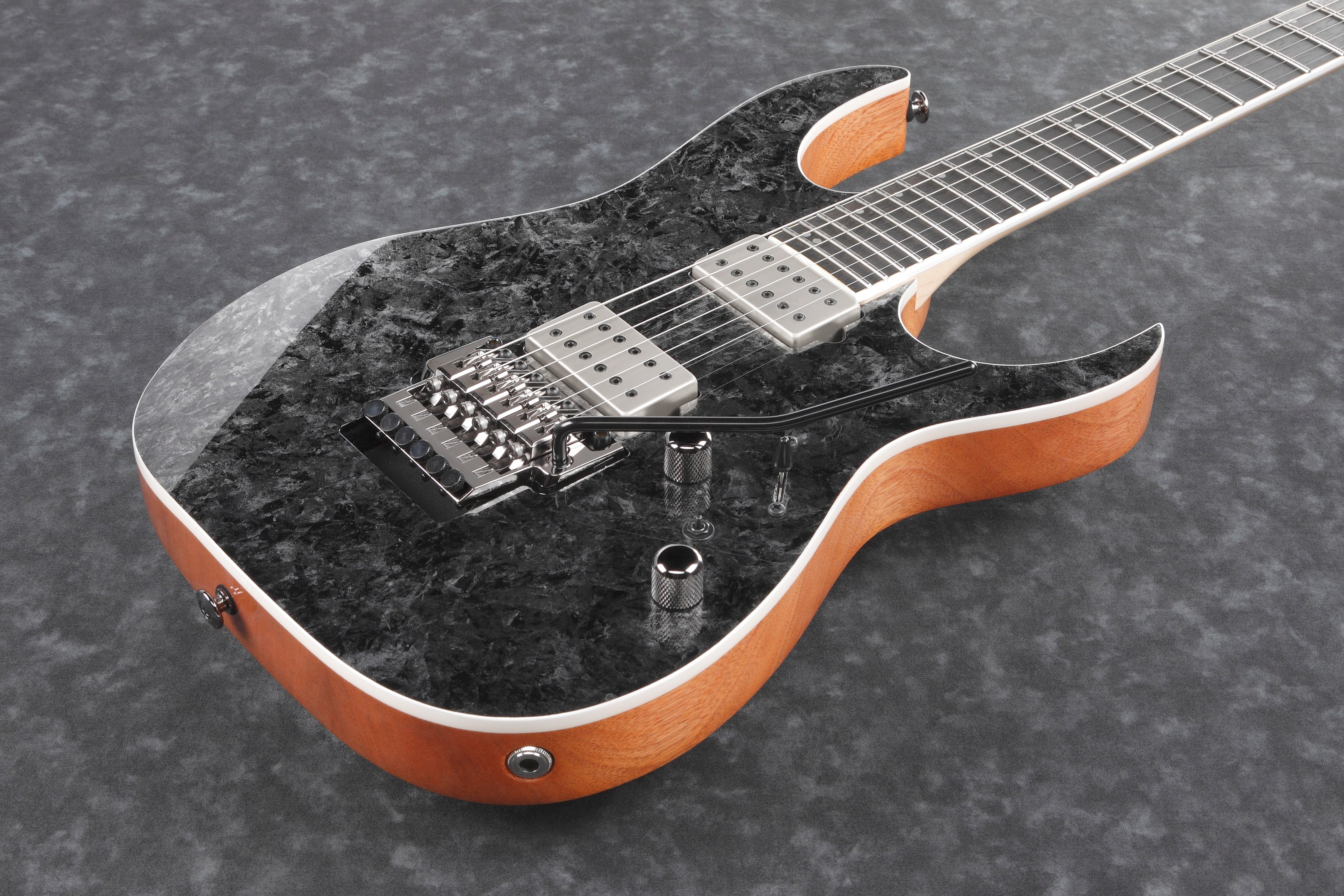 Ibanez Prestige RG5320CSW (Cosmic Shadow) Japan Made Electric Guitar 電結他