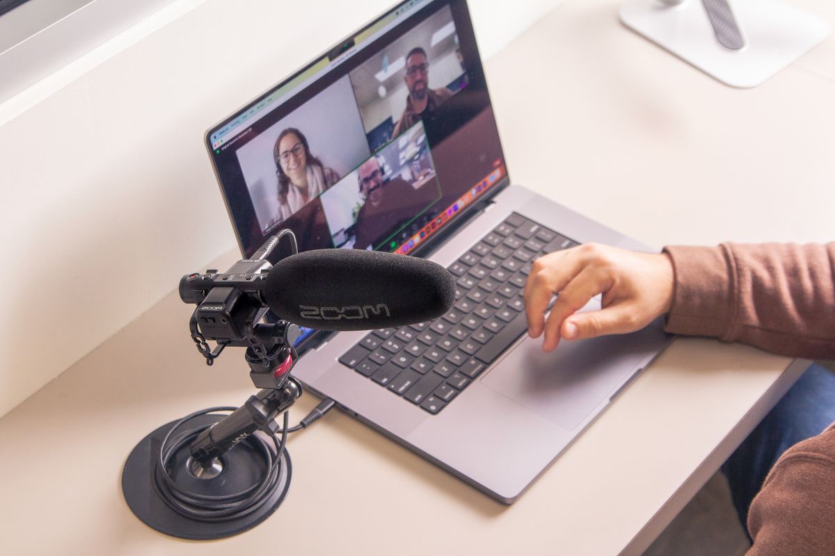 Zoom M3 MicTrak 32-Bit Float On-Camera Recorder