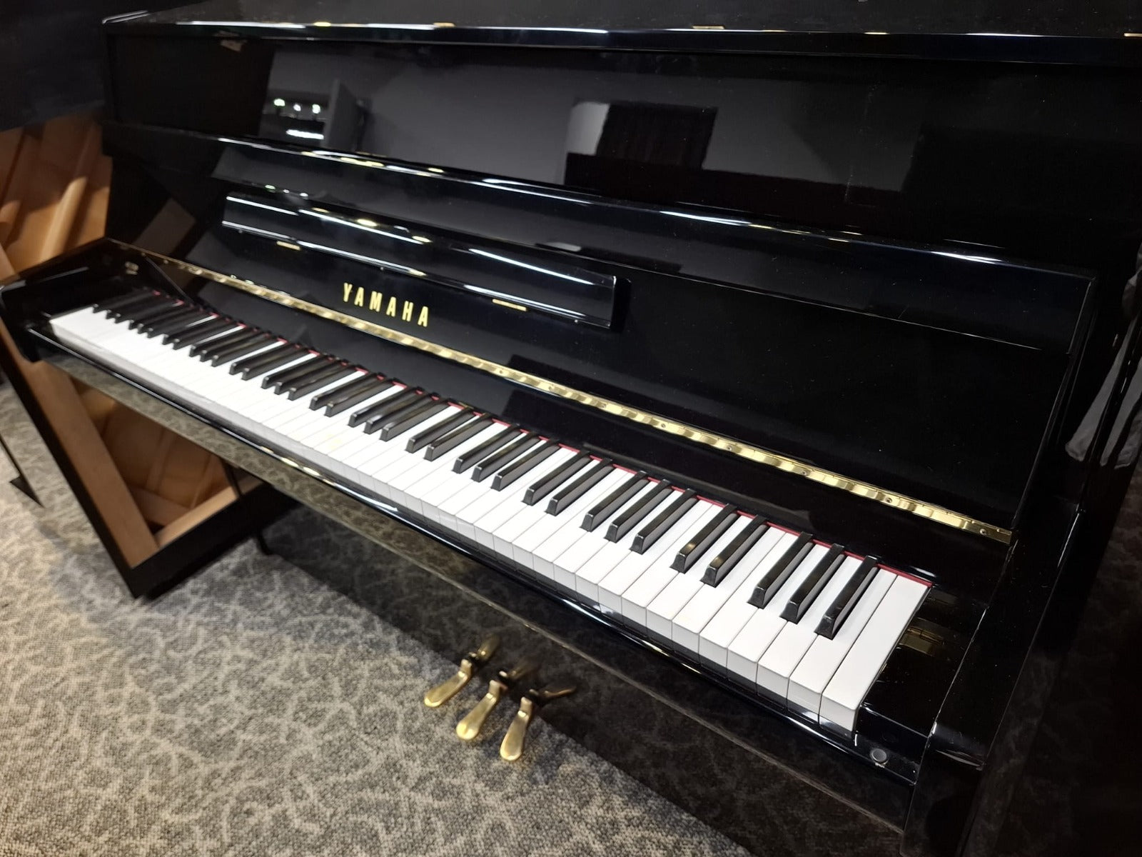 Yamaha JU109 Upright Piano