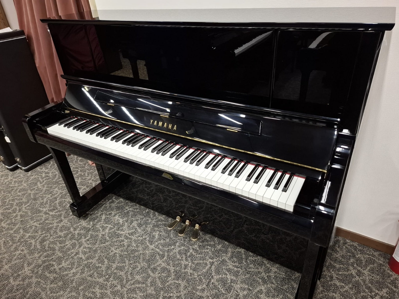 Yamaha YU2X Upright Piano