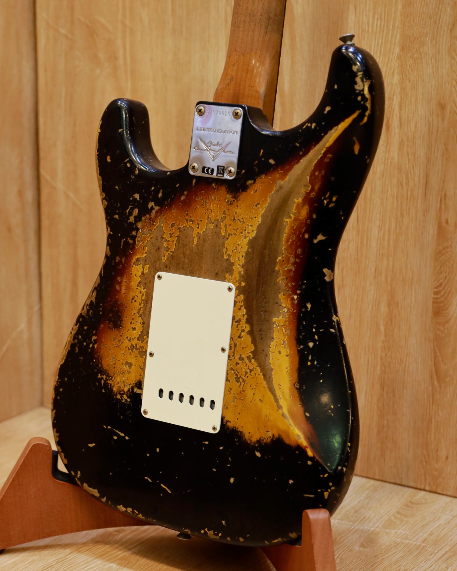 FENDER CUSTOM SHOP LTD ROASTED 1961 STRATOCASTER SUPER HEAVY RELIC