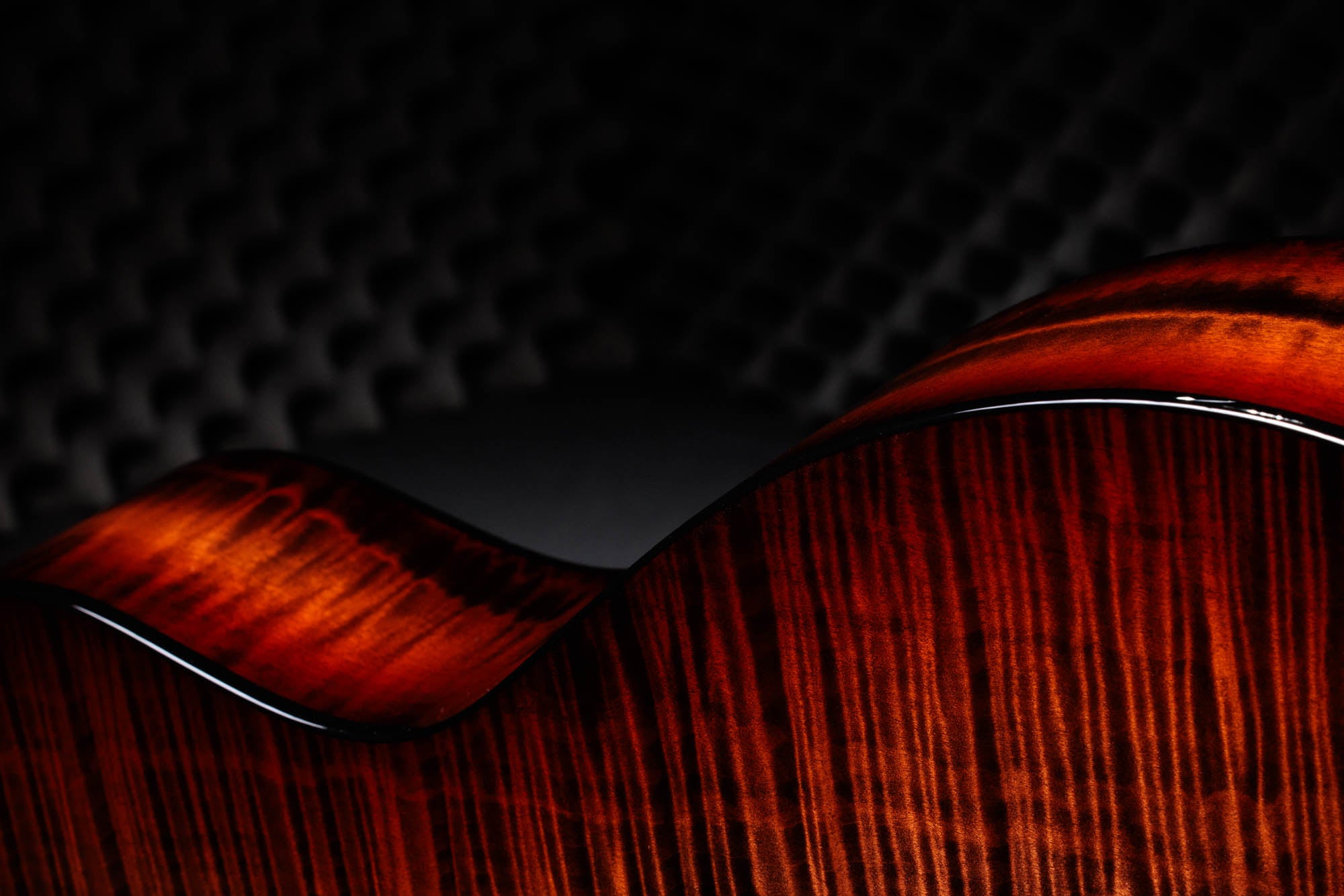 Taylor C14ce B5004 – Grand Auditorium, Torrefied Sitka Spruce/Figured Big Leaf Maple