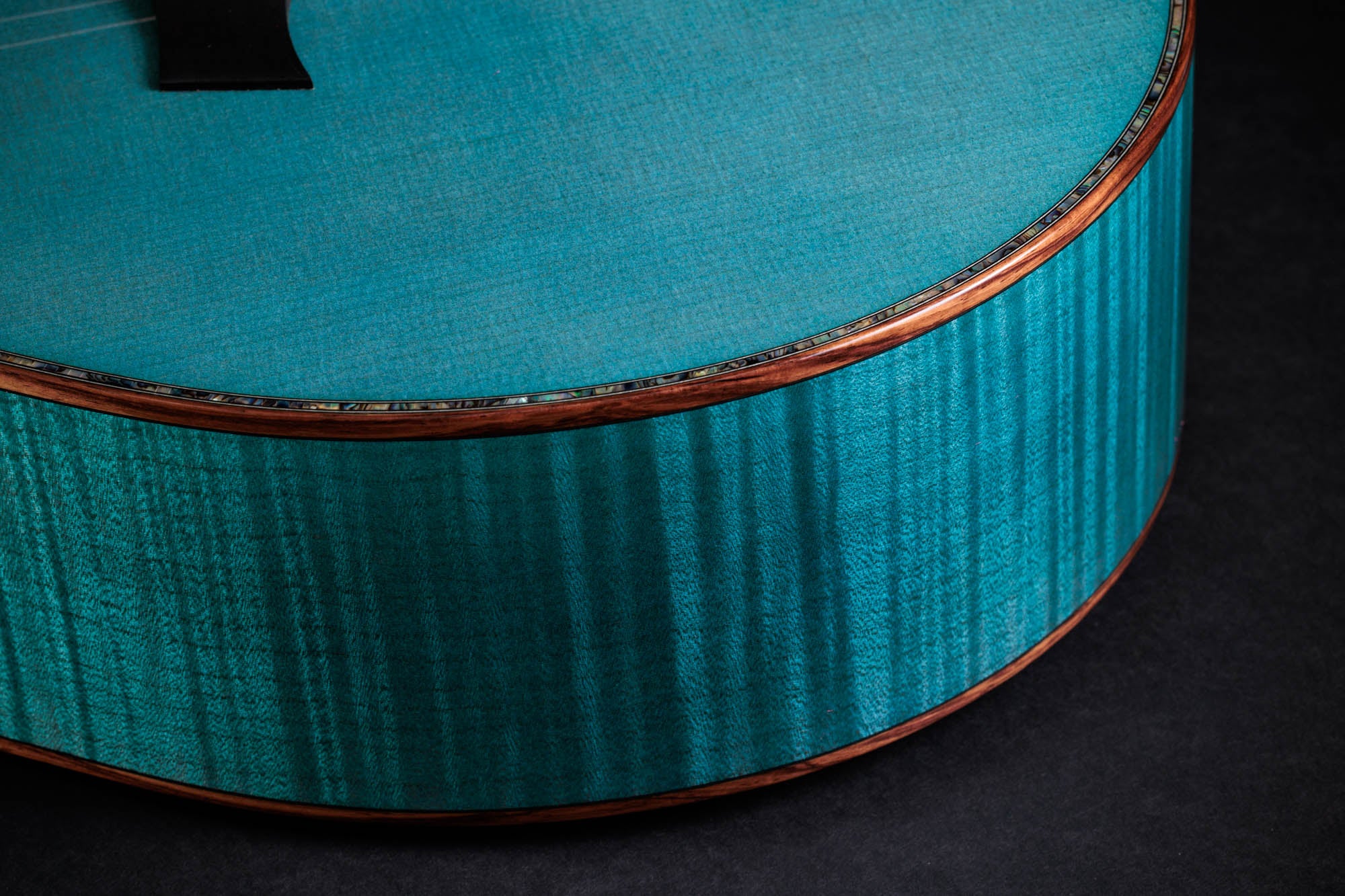 Taylor C14ce B6023 – Grand Auditorium, Lutz Spruce/Figured Big Leaf Maple