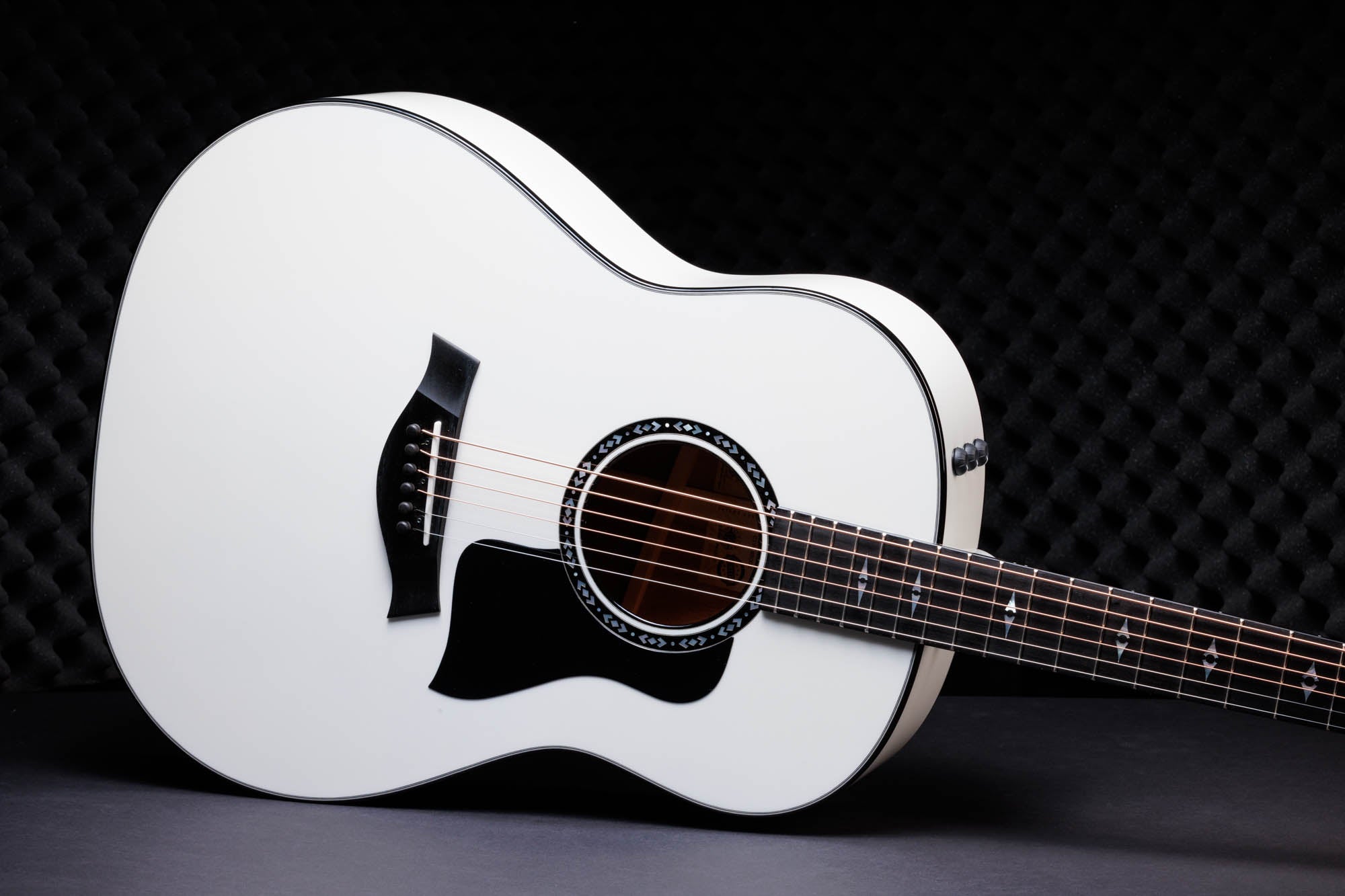 Taylor C17e B5005 – Grand Pacific, Torrefied Sitka Spruce/Mahogany