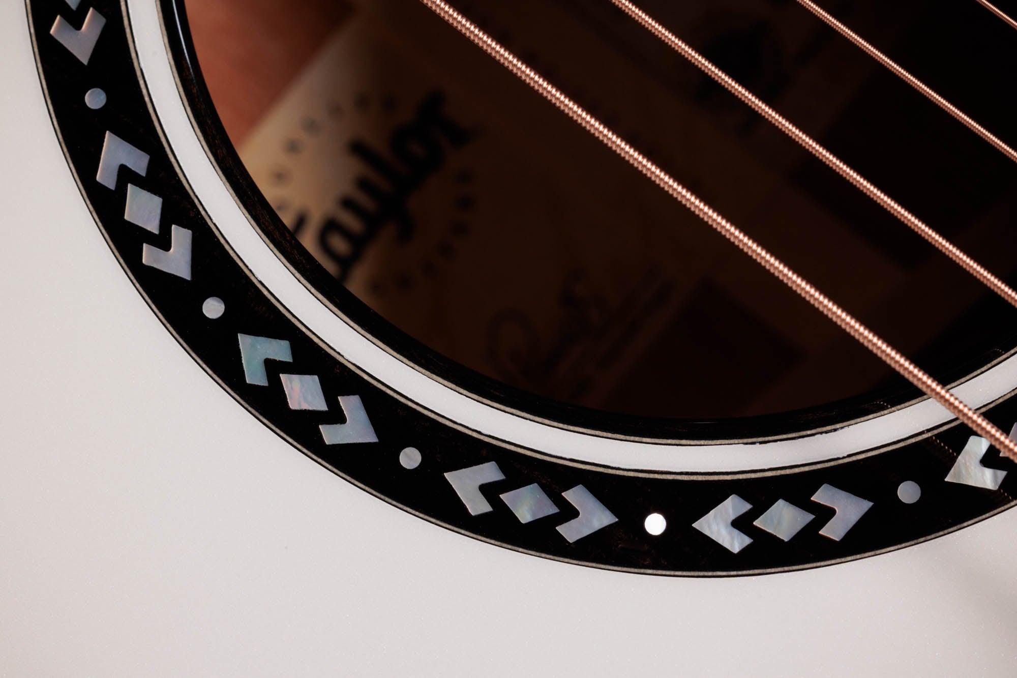 Taylor C17e B5005 – Grand Pacific, Torrefied Sitka Spruce/Mahogany