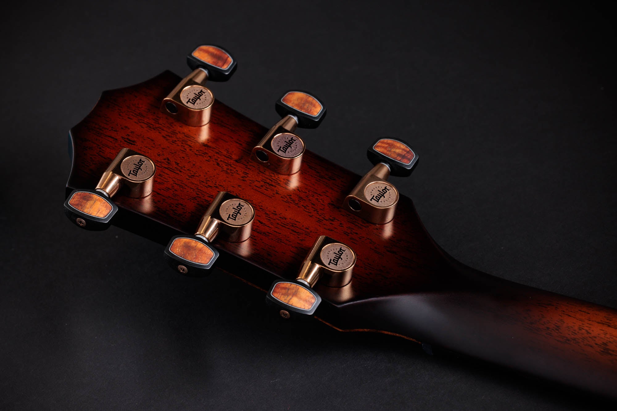 Taylor Custom #13: C22e 12-Fret B4013 – Grand Concert, Ribbon Mahogany/Ribbon Mahogany, 12-Fret