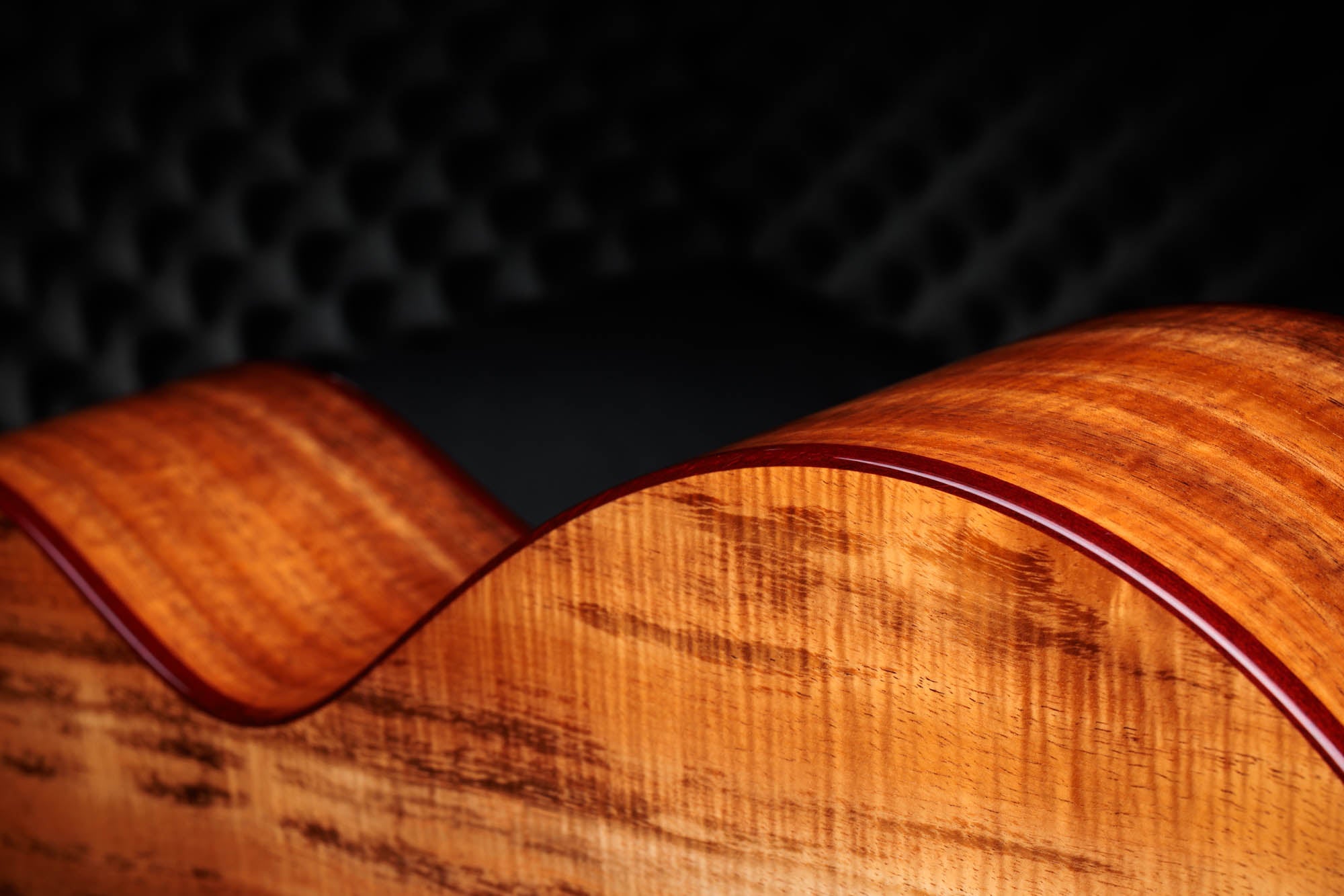 Taylor C22e 12-Fret B5040 – Grand Concert, AA-Grade Hawaiian Koa/AA-Grade Hawaiian Koa