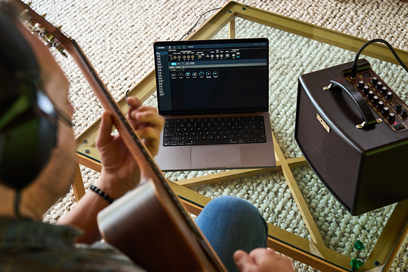 BOSS AC-22LX Acoustic Guitar Amplifier