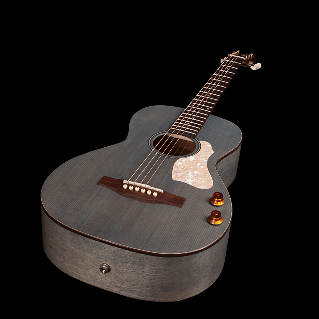 Art & Lutherie Roadhouse Denim Blue Q-Discrete (047079)木結他