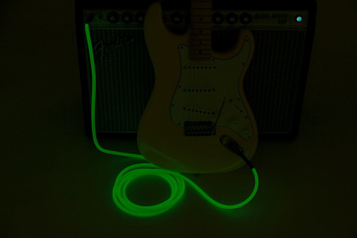 Fender Professional Glow in the Dark Cable, Green, 18.6'
