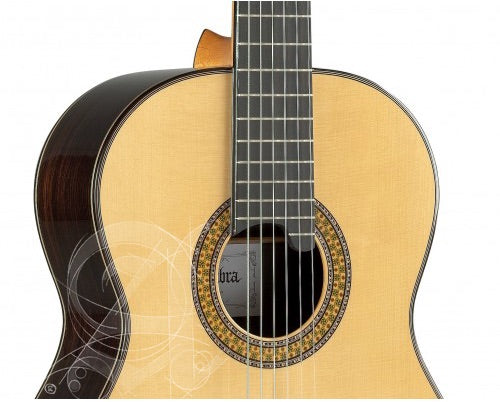 Alhambra 11P Classical Guitar (with original hardcase)