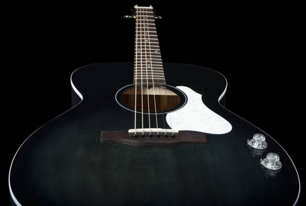 Art & Lutherie 047697 Legacy Q-Discrete (Indigo Burst HG