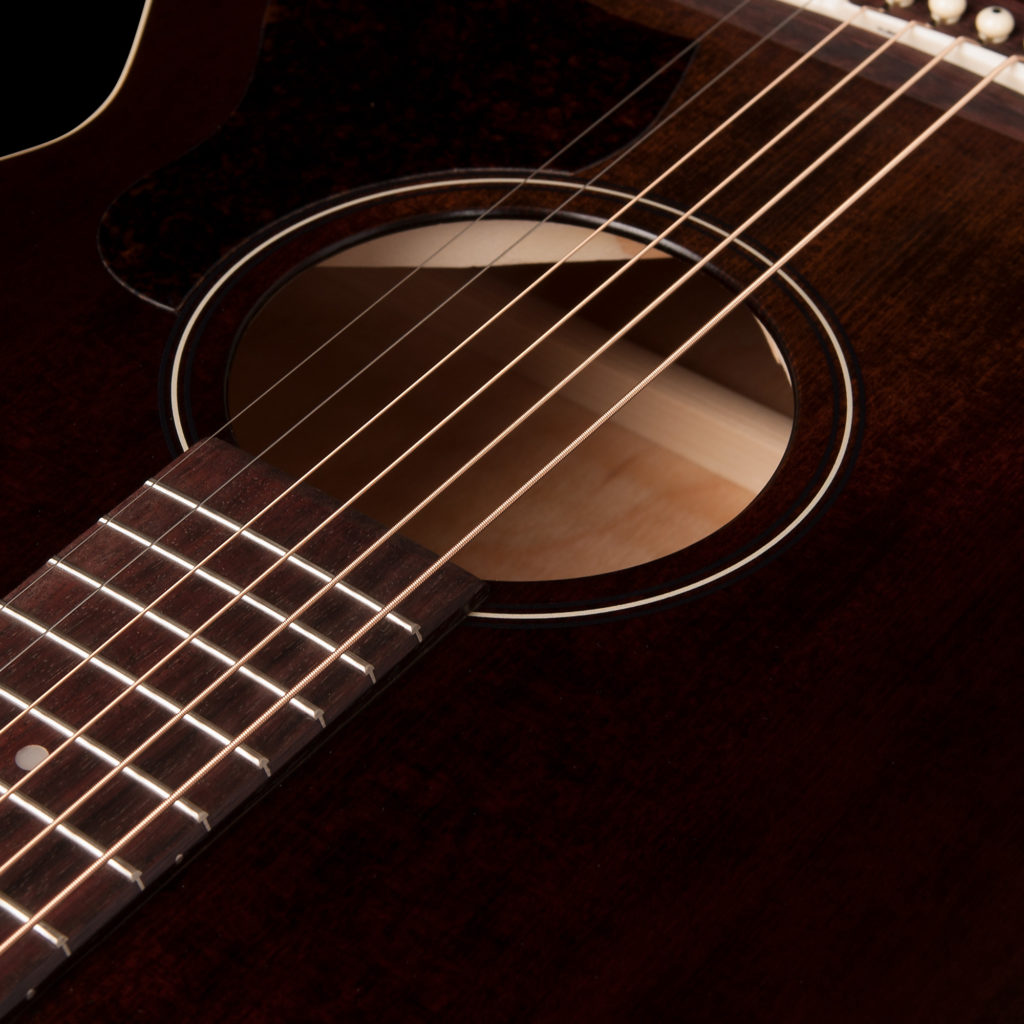 Art & Lutherie Legacy Bourbon Burst QIT (042333)木結他