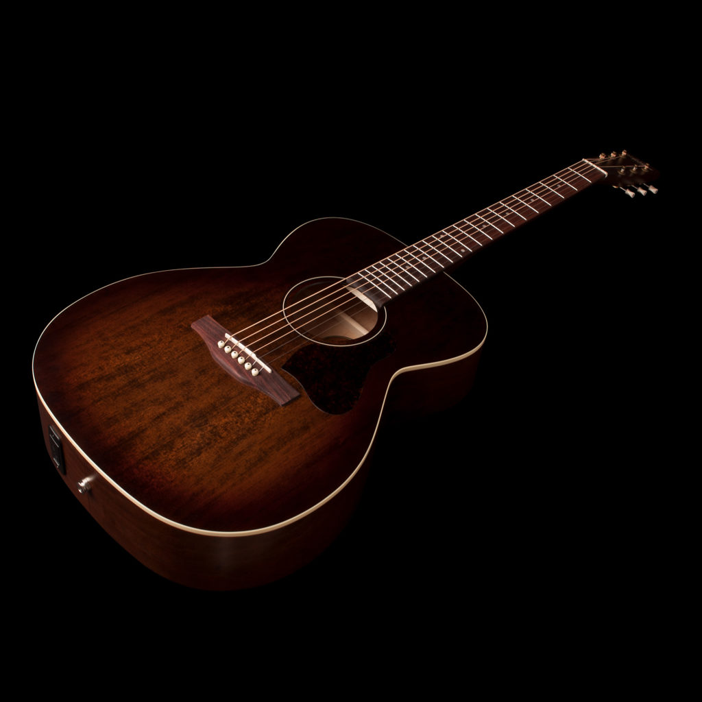 Art & Lutherie Legacy Bourbon Burst QIT (042333)木結他