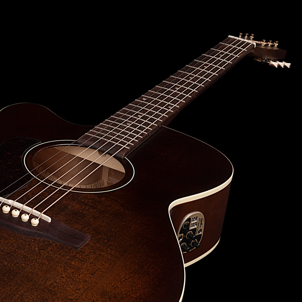 Art & Lutherie Legacy CW Left Bourbon Burst QIT (042715)木結他