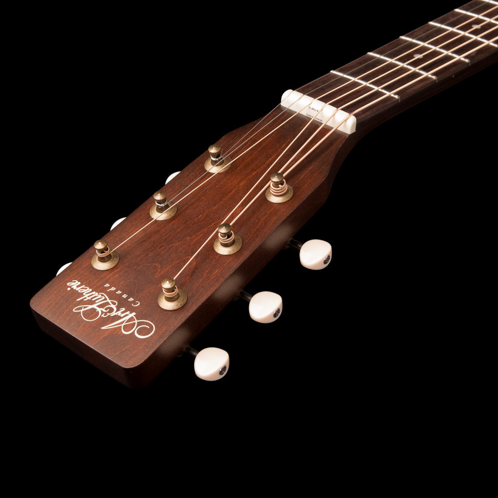 Art & Lutherie Americana Bourbon Burst (045600)木結他