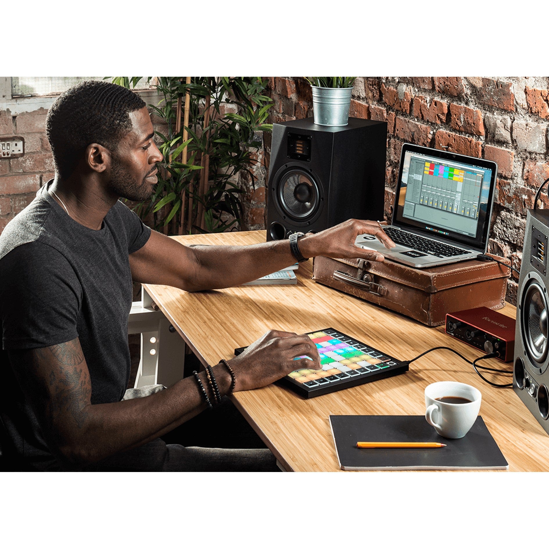 Novation LaunchPad X Grid Controller for Ableton Live — Tom Lee Music