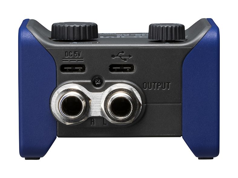 Zoom AMS-22 Audio Interface for Music and Streaming — Tom Lee Music