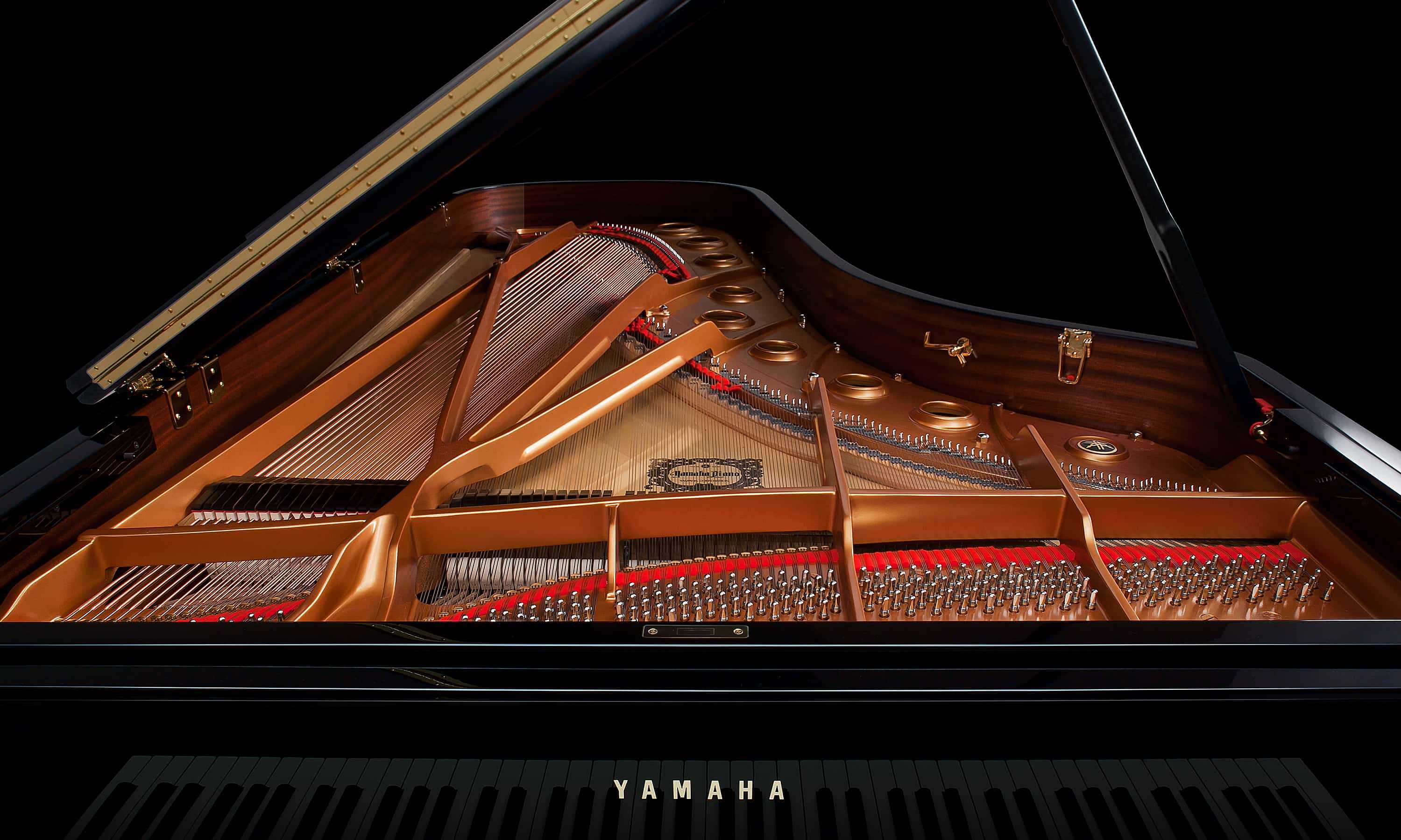 Yamaha CFX 演奏會三角鋼琴