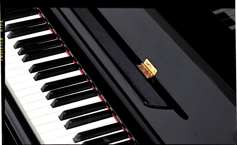 Yamaha SU7 直立式鋼琴