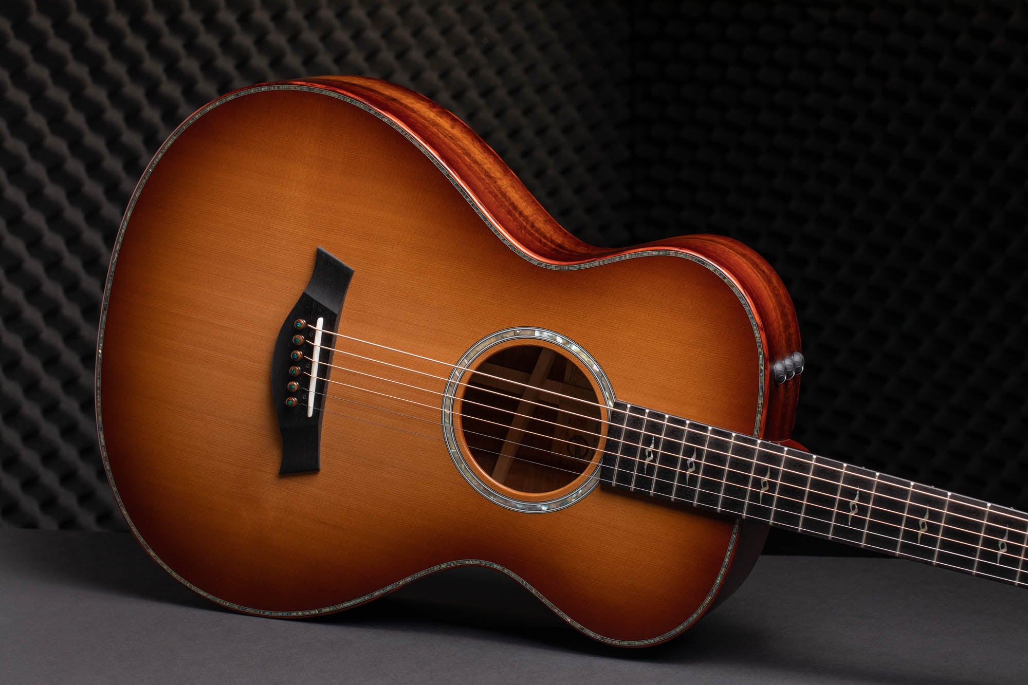 Taylor Custom #10: Grand Concert 12-Fret, Hawaiian Koa (AA)/Western Red Cedar