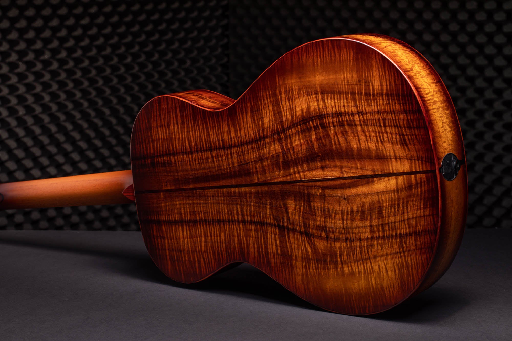 Taylor Custom #10: Grand Concert 12-Fret, Hawaiian Koa (AA)/Western Red Cedar