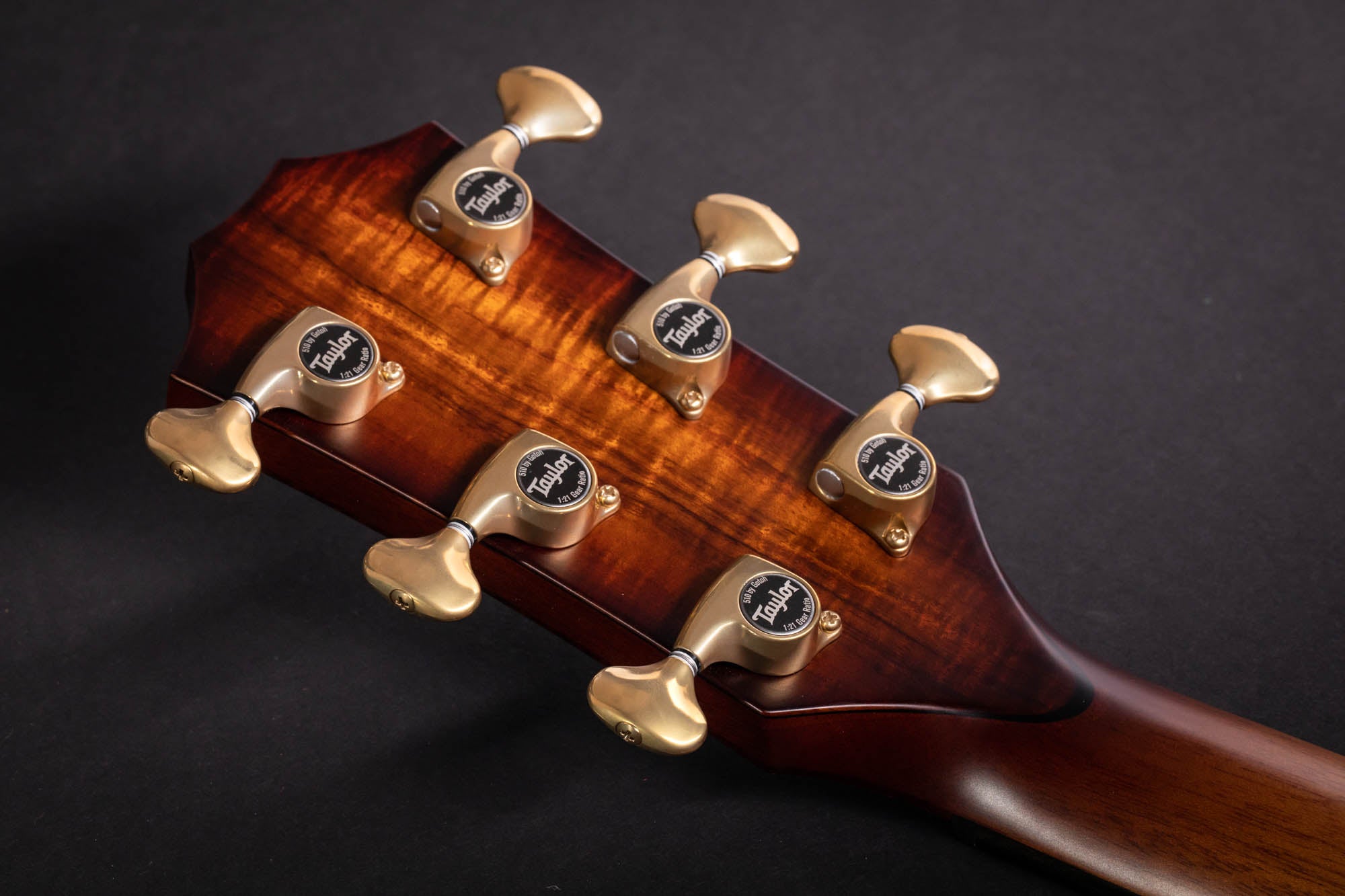 Taylor Custom #10: Grand Concert 12-Fret, Hawaiian Koa (AA)/Western Red Cedar