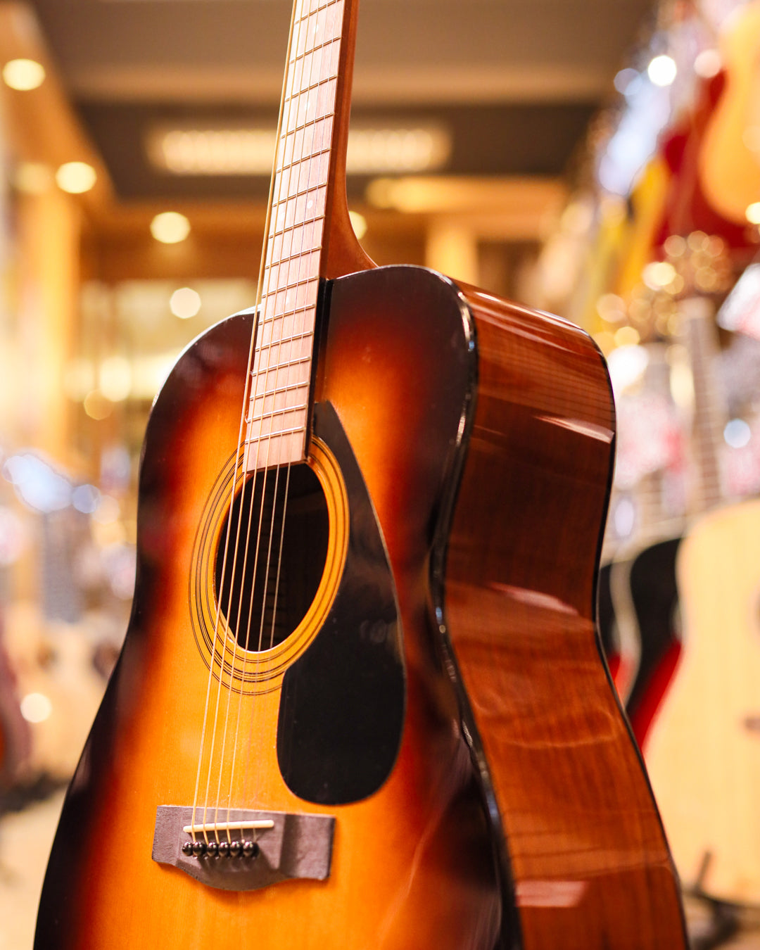 Yamaha F310 Acoustic Guitar (Tobacco Brown Sunburst) 木結他