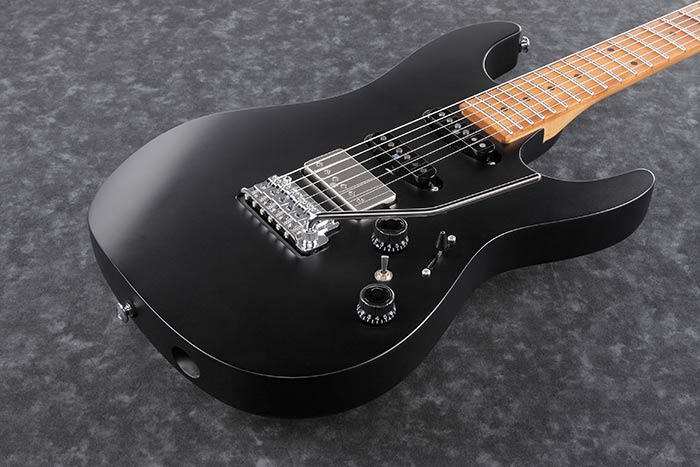 IBANEZ AZ Premium Series AZ226 Electric Guitar (BKF : Black Flat)
