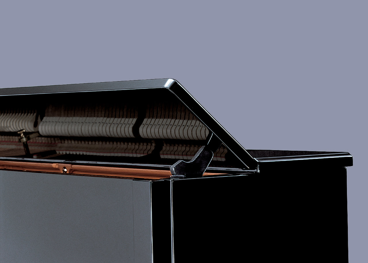 Yamaha SU7 Upright Piano